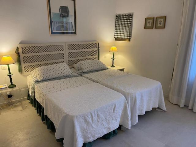 Apartment Urb. La Alcazaba, Puerto Banus / *
