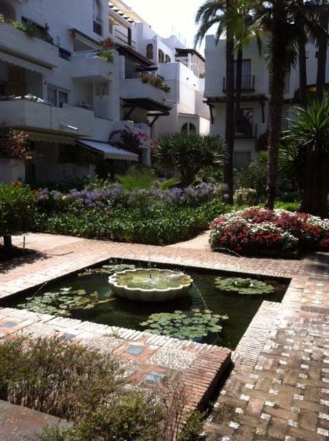 Urb. La Alcazaba, Puerto Banus / Apartment
